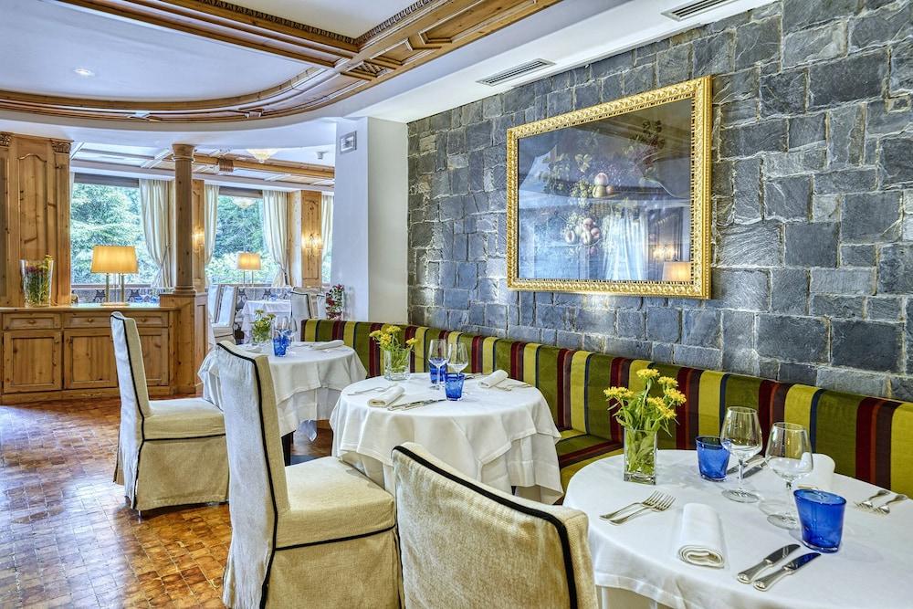 Majestic Hotel Madonna エクステリア 写真