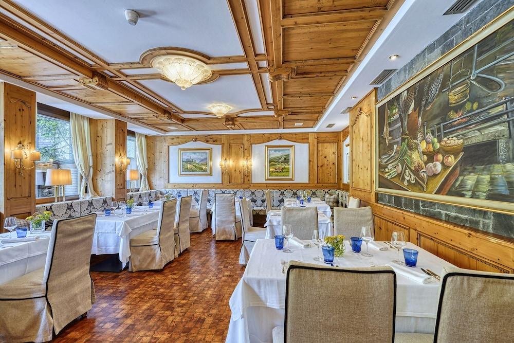 Majestic Hotel Madonna エクステリア 写真